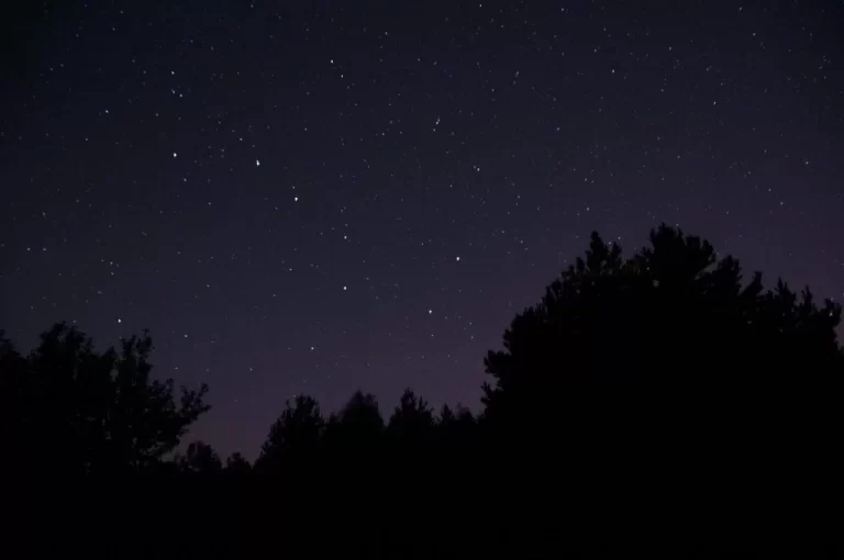 Nejslavnější hvězdy na noční obloze