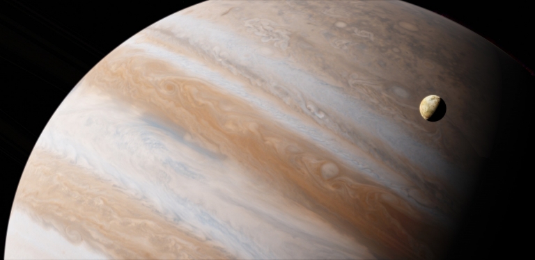 Jupiter a jeho měsíce. 53 z 79 má své jméno